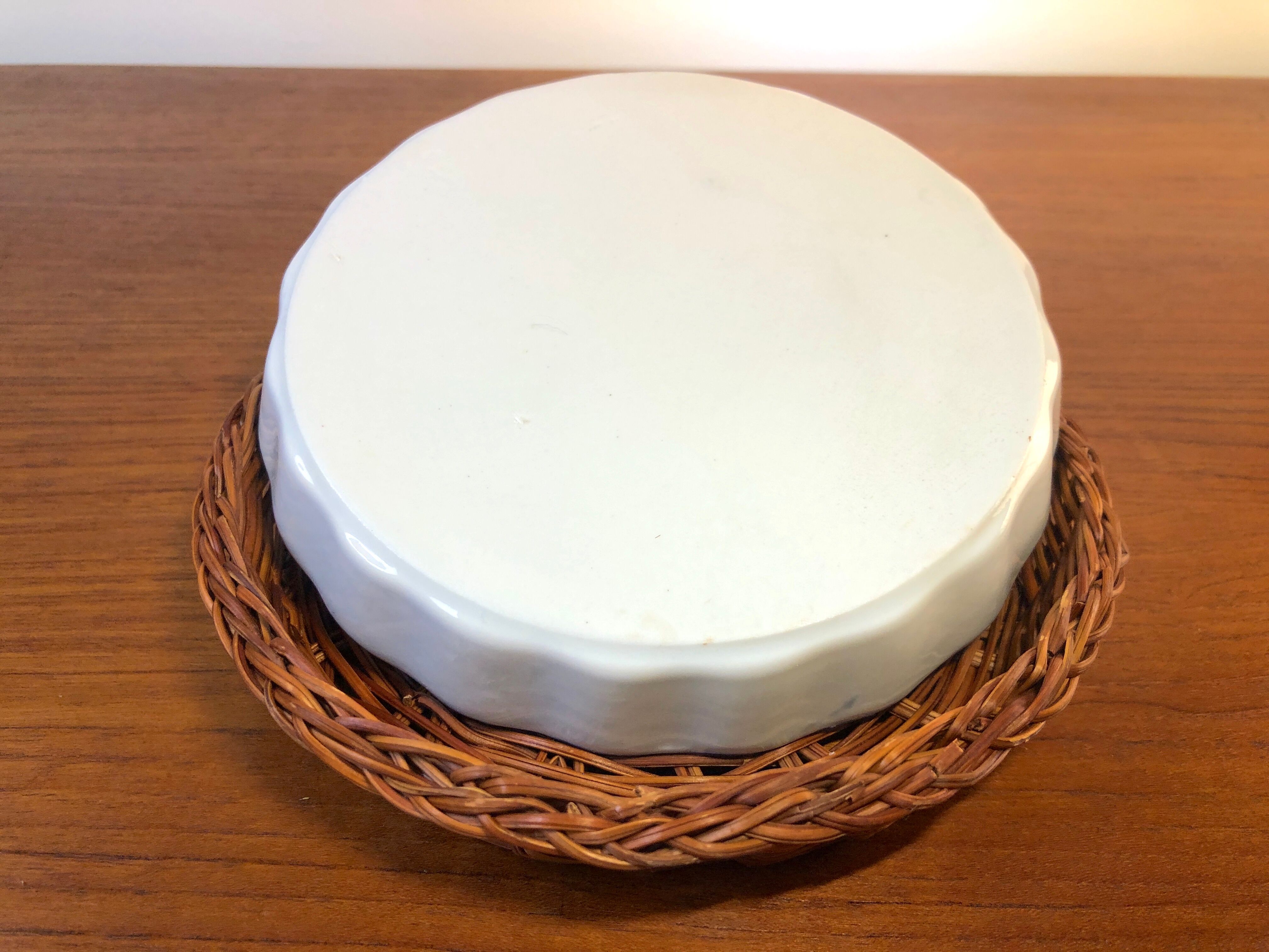 Vintage pie mold and wicker pan