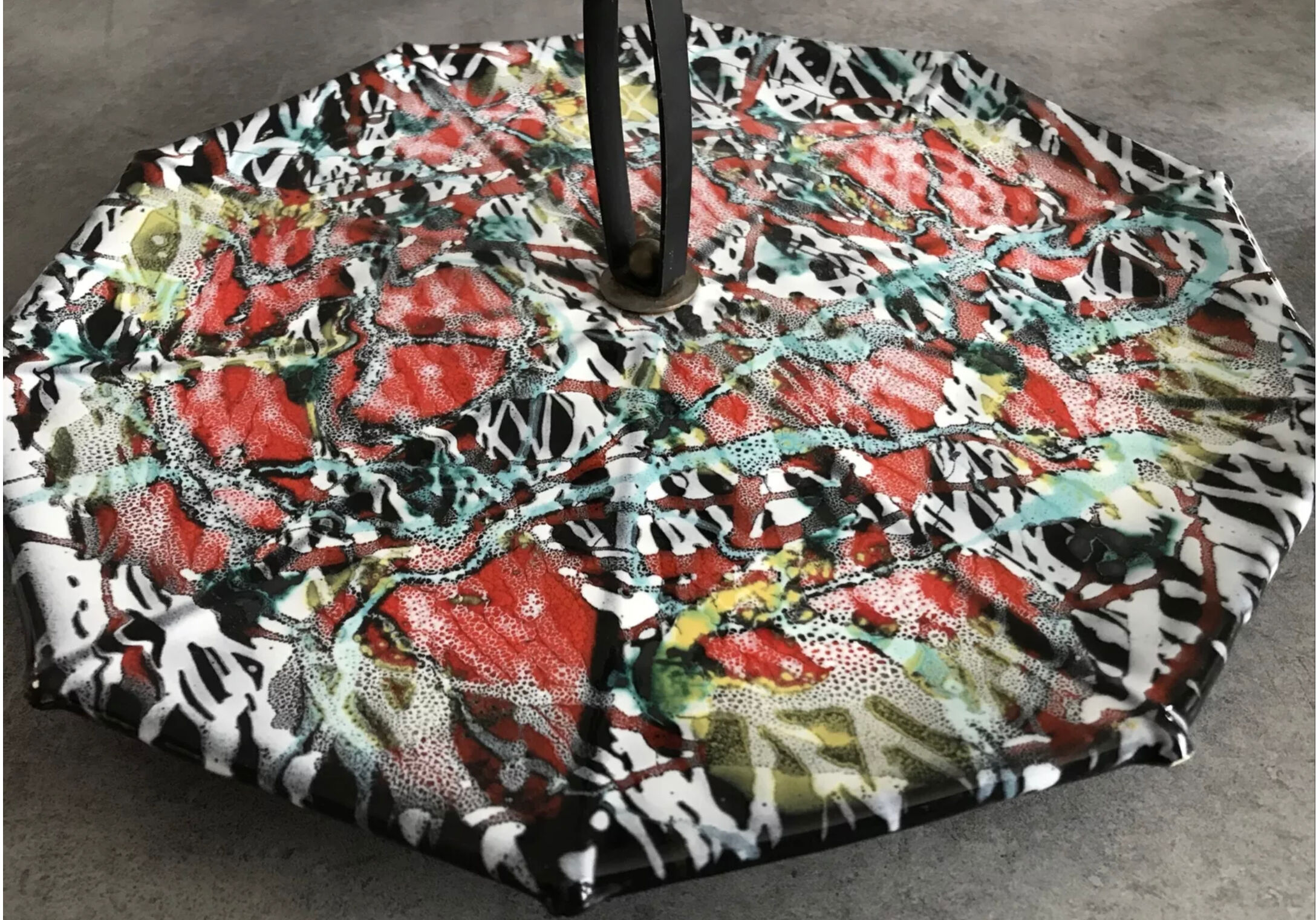 Plateau en céramique peinte décor