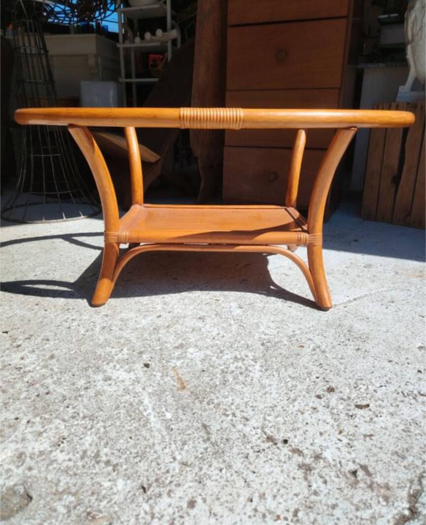 Table basse en bambou