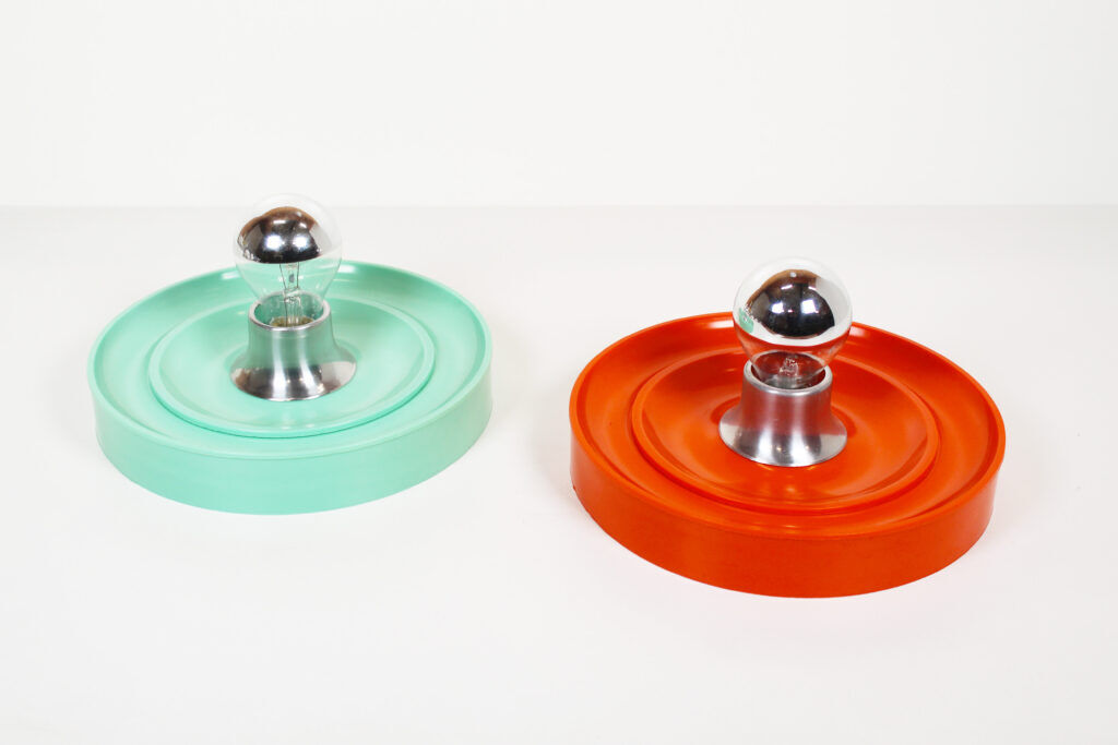 Pair of colourful 'pop art' disc sconces, Italy 1980s