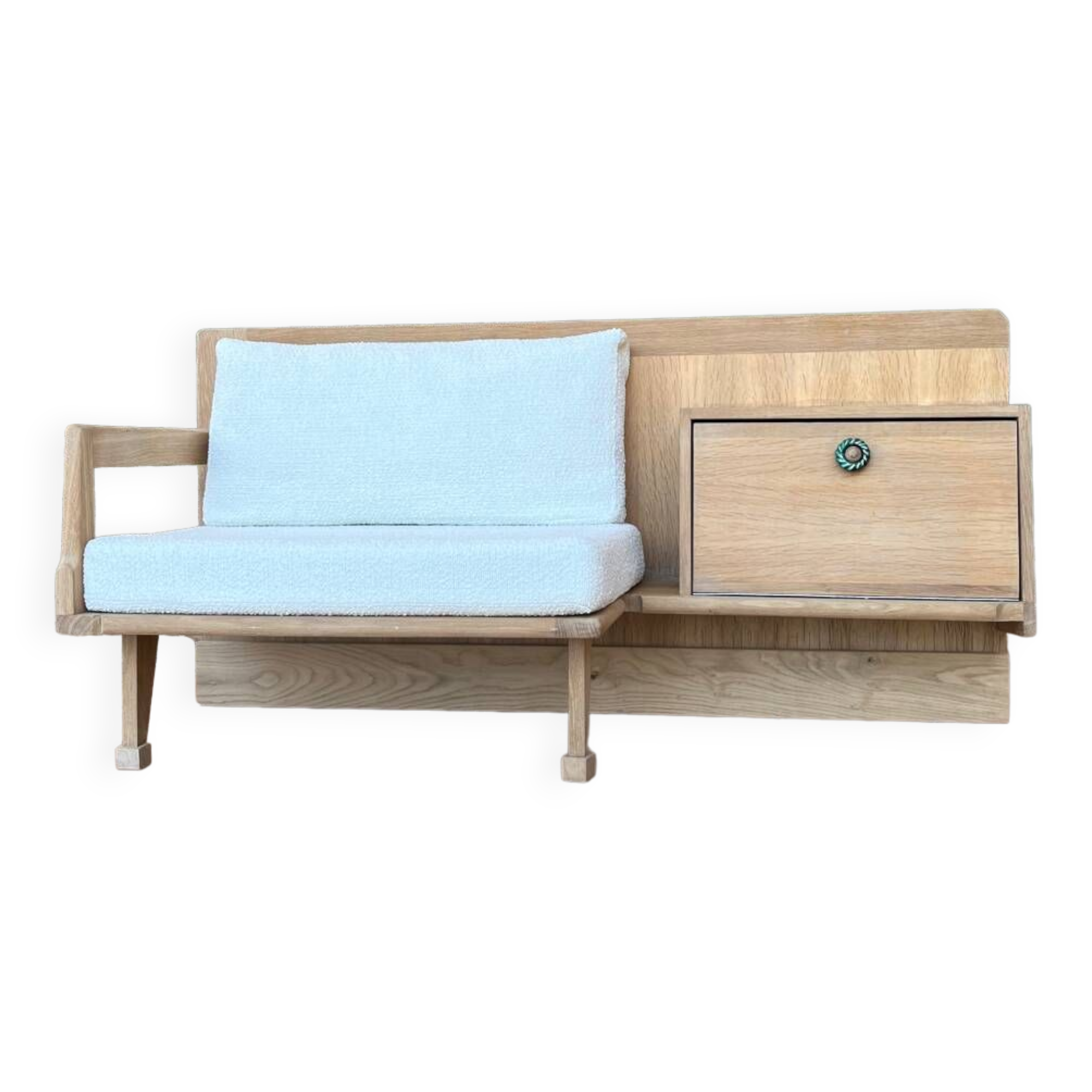 Bench in the spirit of Guillerme and Chambron