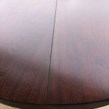 Baumann extendable round table
