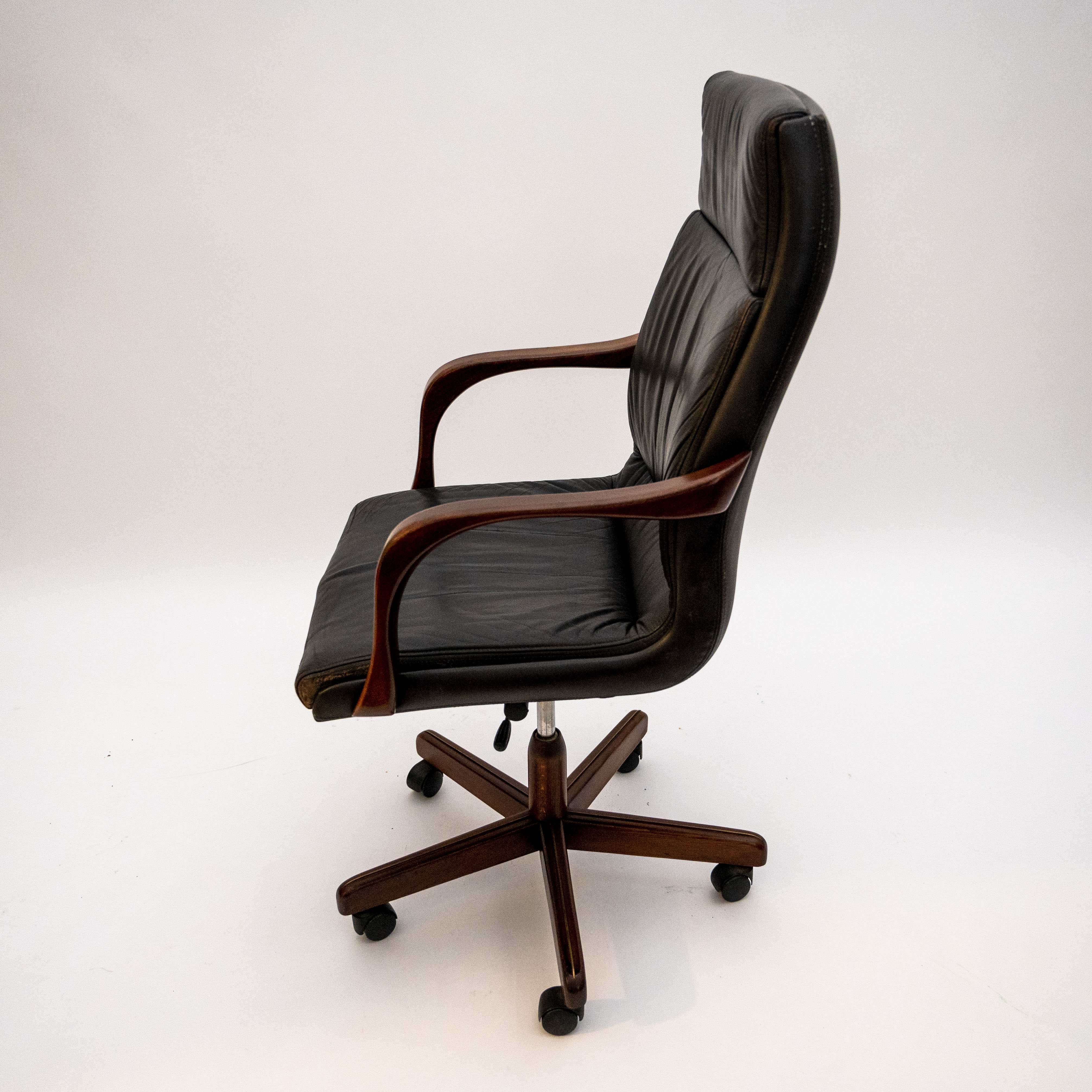 Fauteuil de bureau vintage en cuir