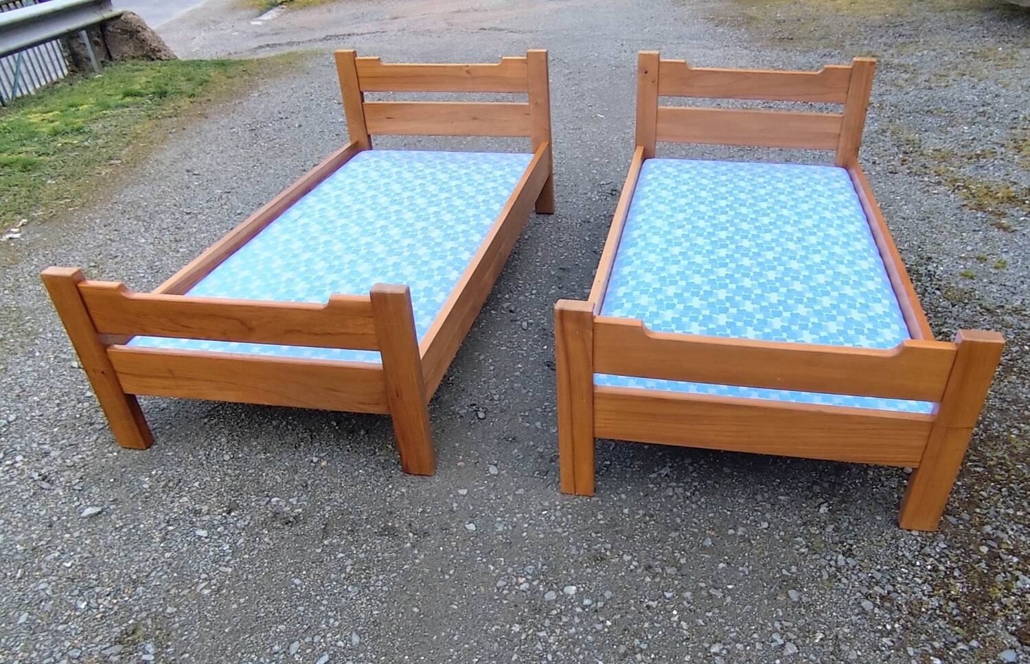 Pair of elm burl beds attributed to Maison Regain