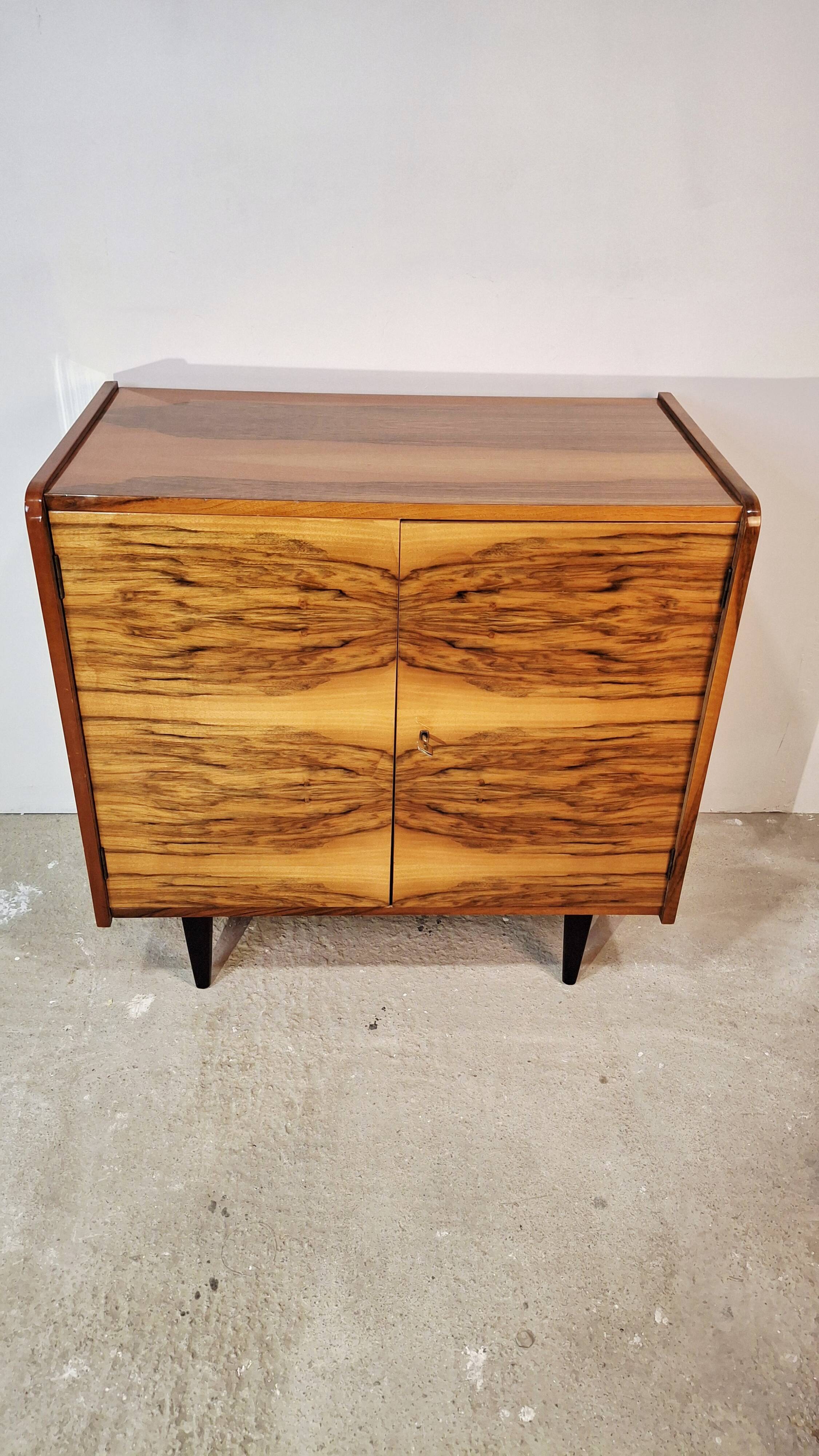 Buffet/Meuble de rangement des années 60