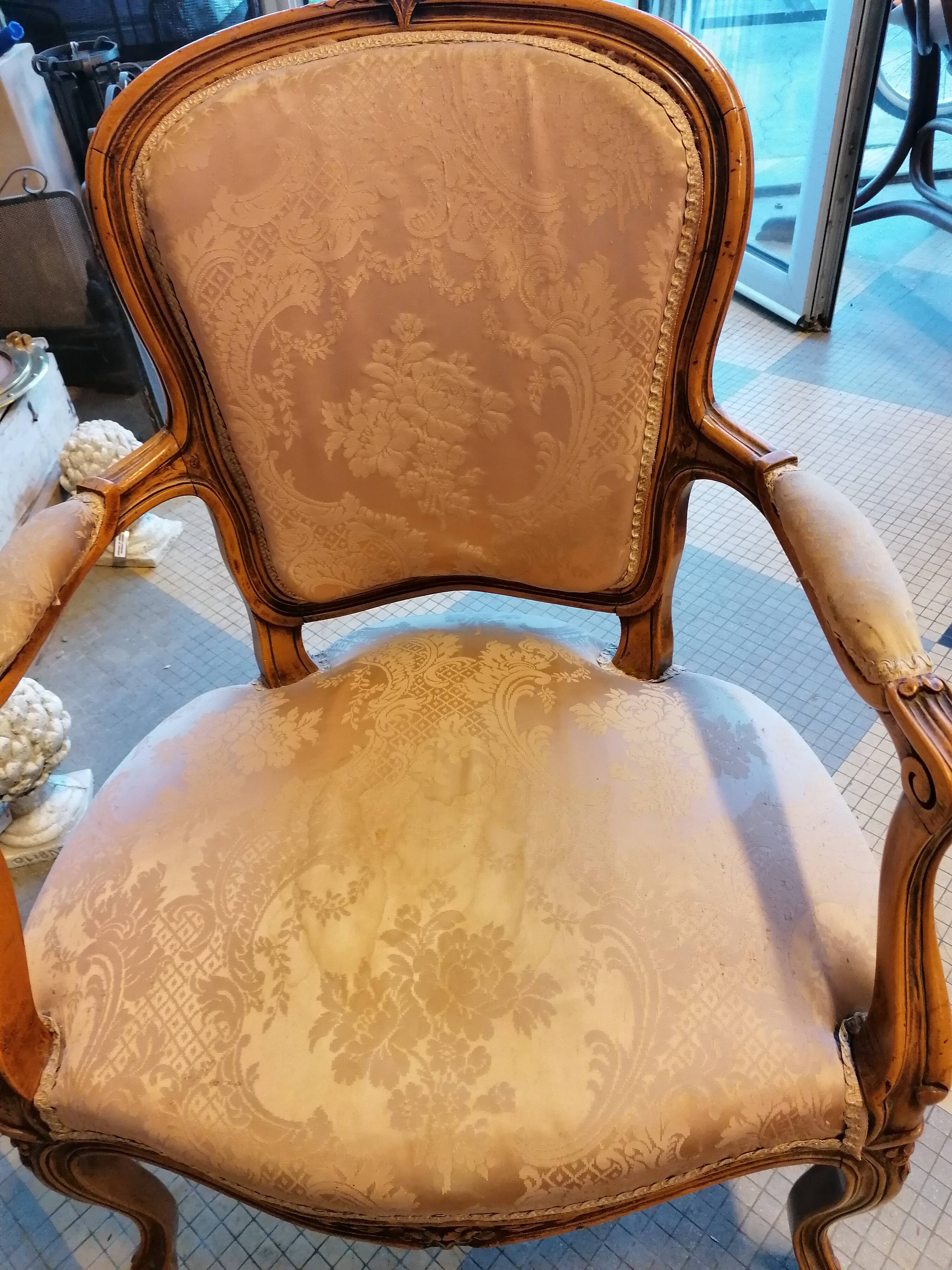 Paire de fauteuils Louis XV