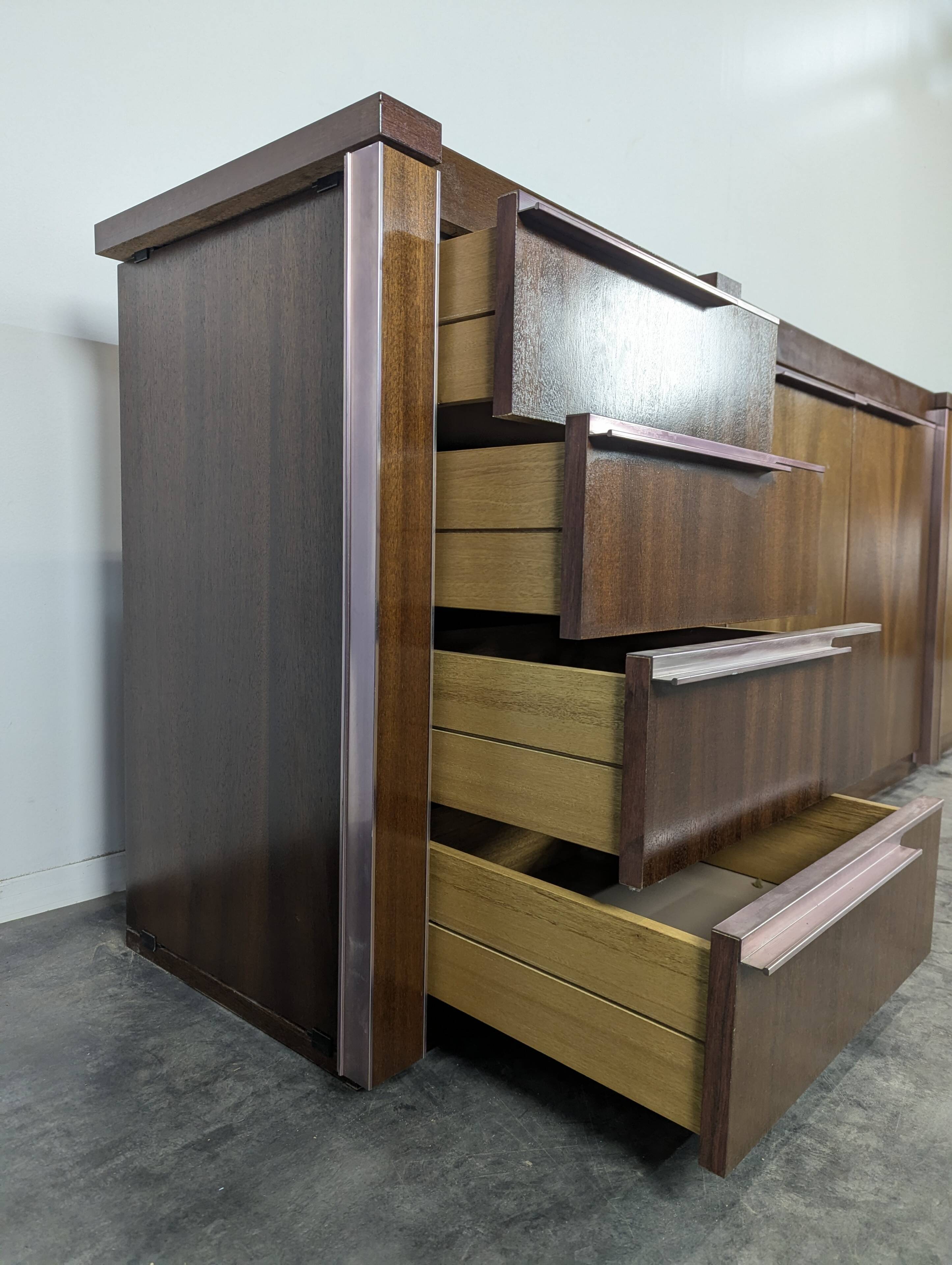 Large modular sideboard Italian design