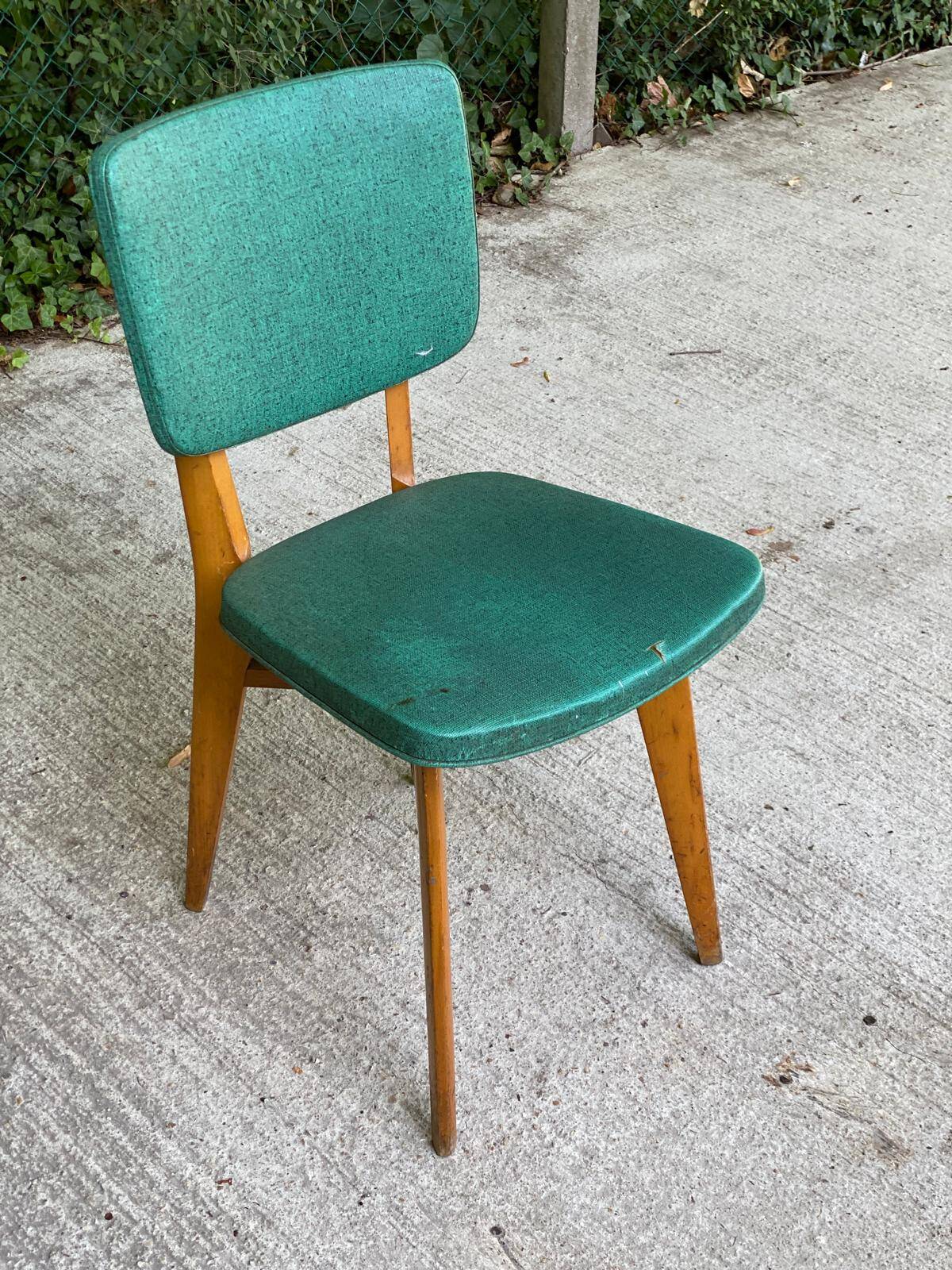 Scandinavian chair in solid wood and green leather, 1960s