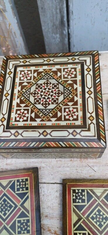 Lebanon marquetry box