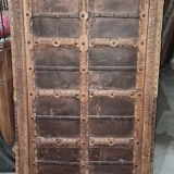 Porte en bois ancienne avec cadre
