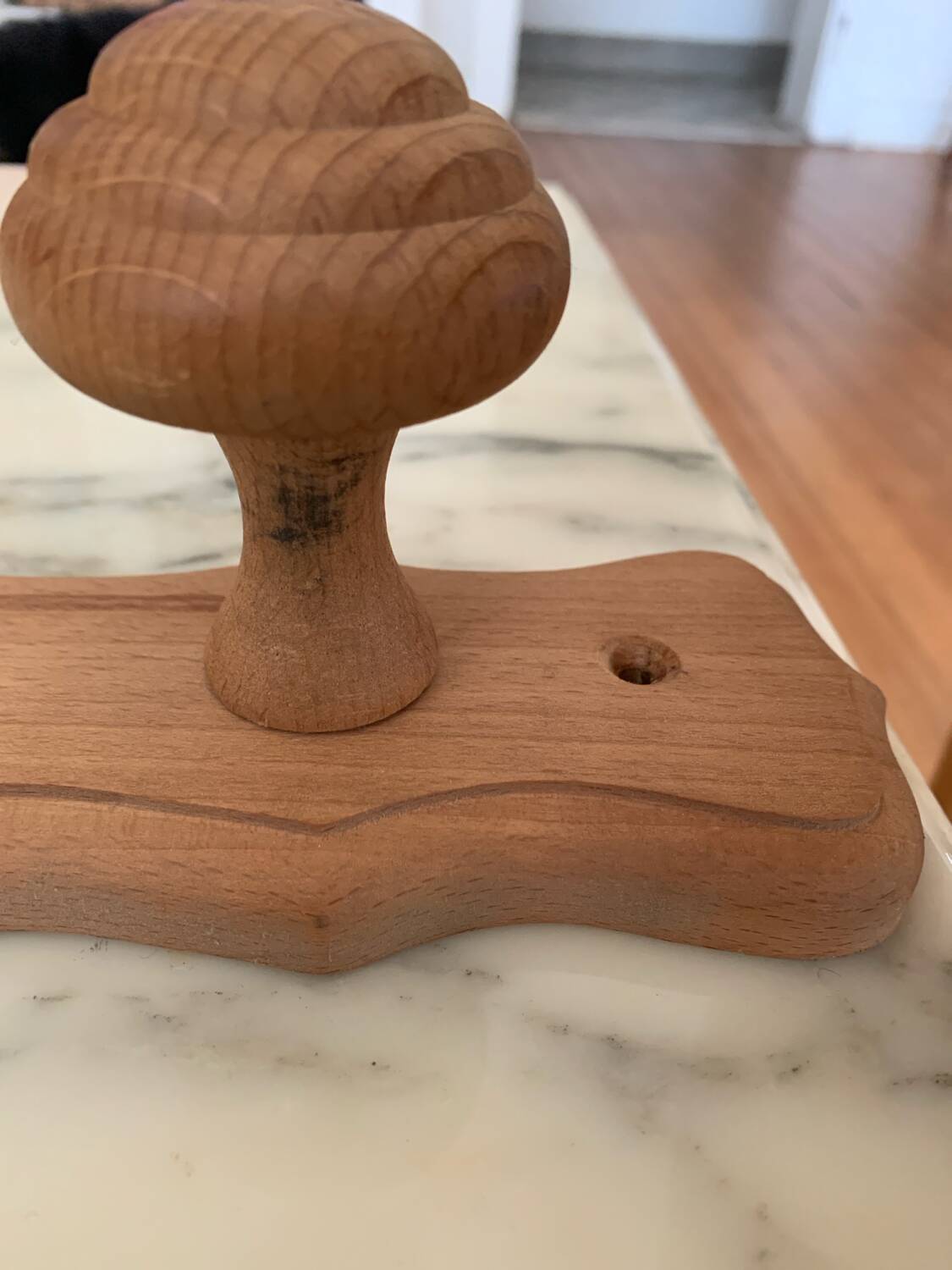 Wooden coat rack with 3 hooks