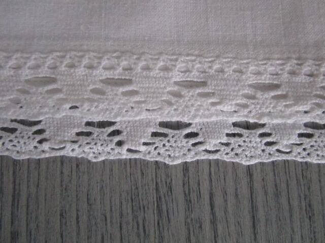 Old embroidered children's sheet: 200x150cm