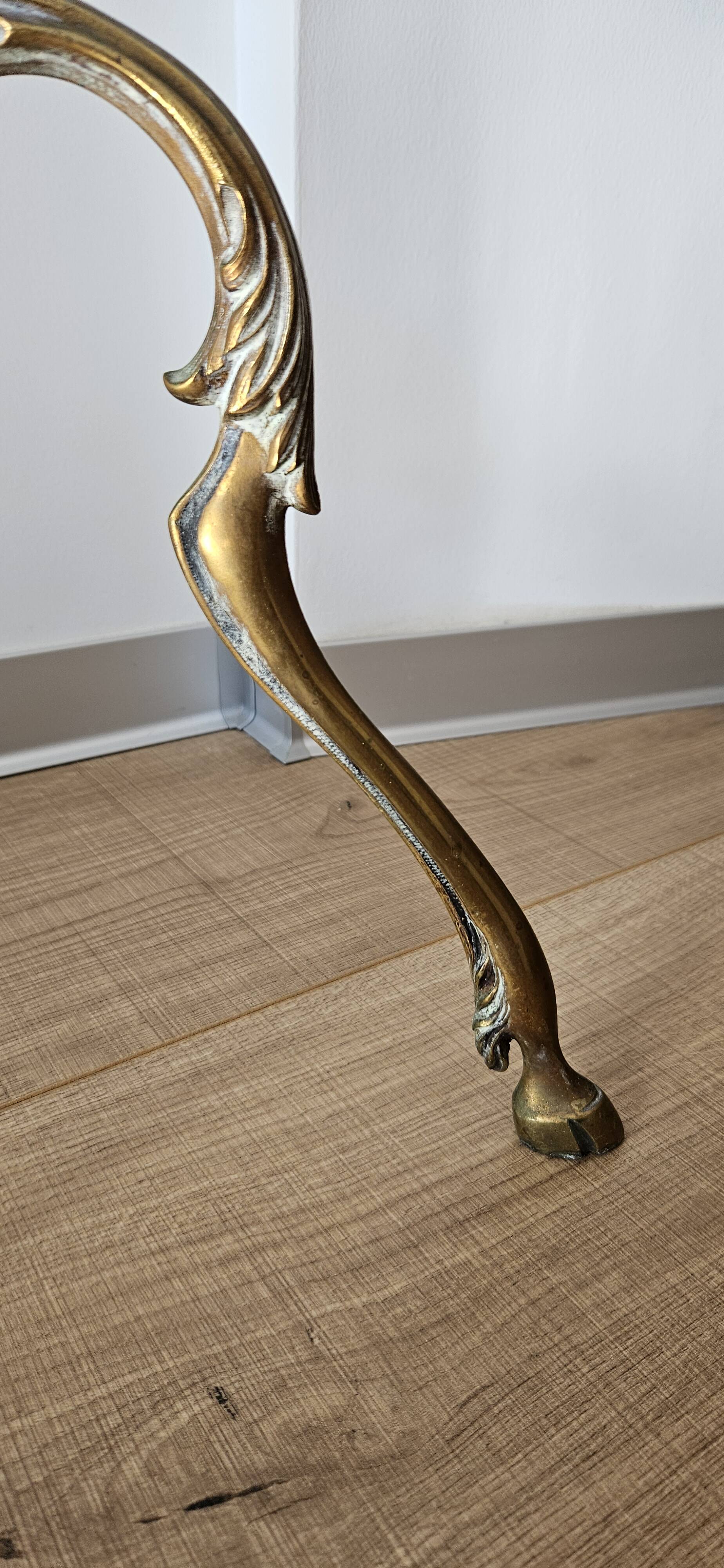 Tripod floor lamp base