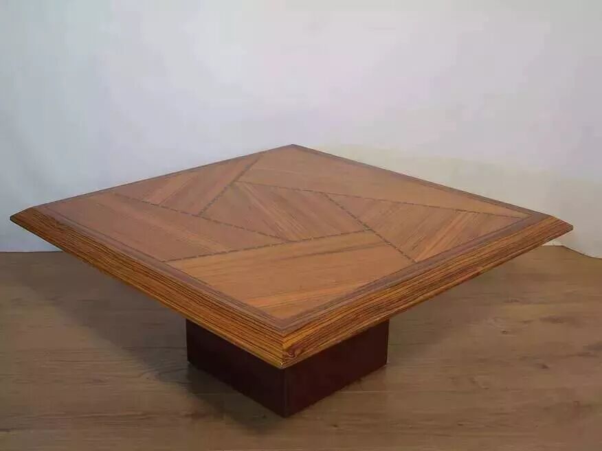 Table basse en bois de zebrano