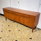 Sleek Scandinavian row 186cm