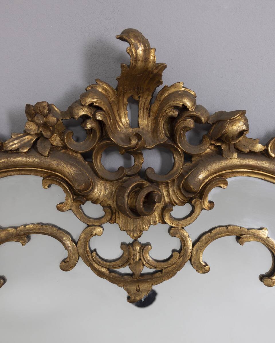 LARGE EARLY 20TH CENTURY WALL MIRROR IN GILDED WOOD IN BAROQUE STYLE