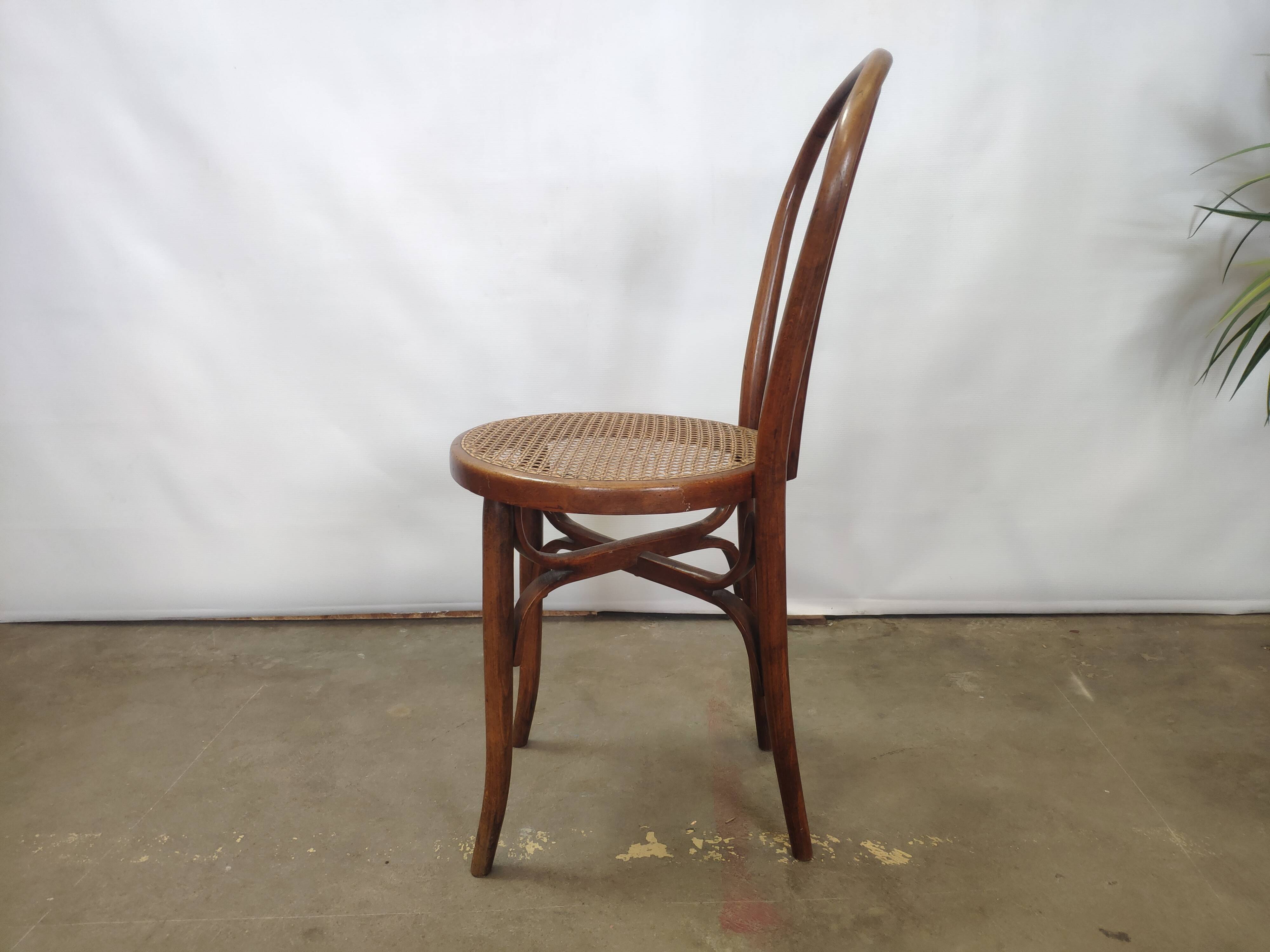 Chaise Léon Cambier bistrot vintage bois courbé Thonet