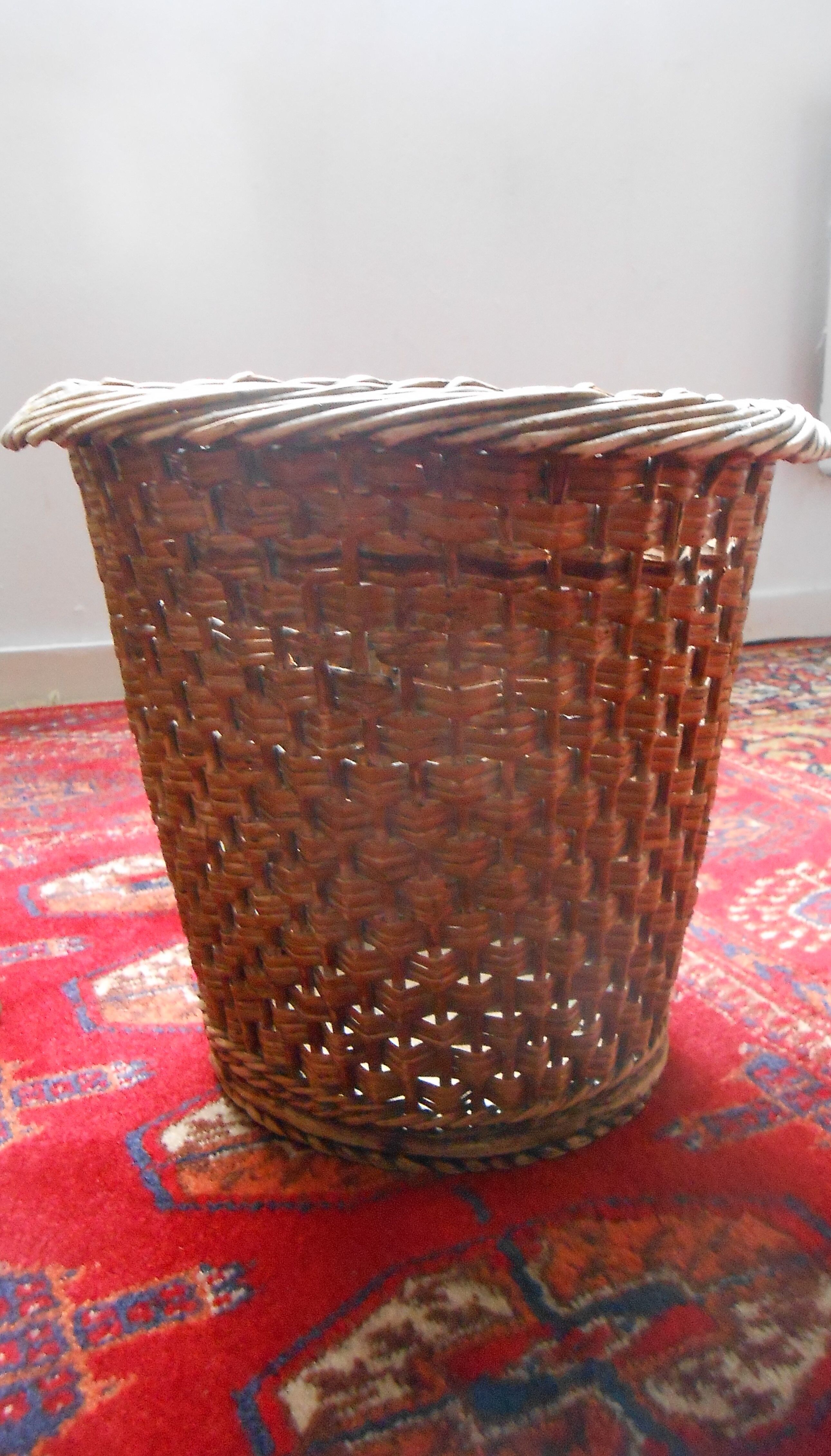 Wicker basket