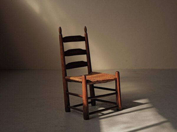 Chaise basse de style Shaker,  États-Unis, vers 1900