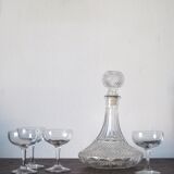 Set of 4 glass champagne glasses