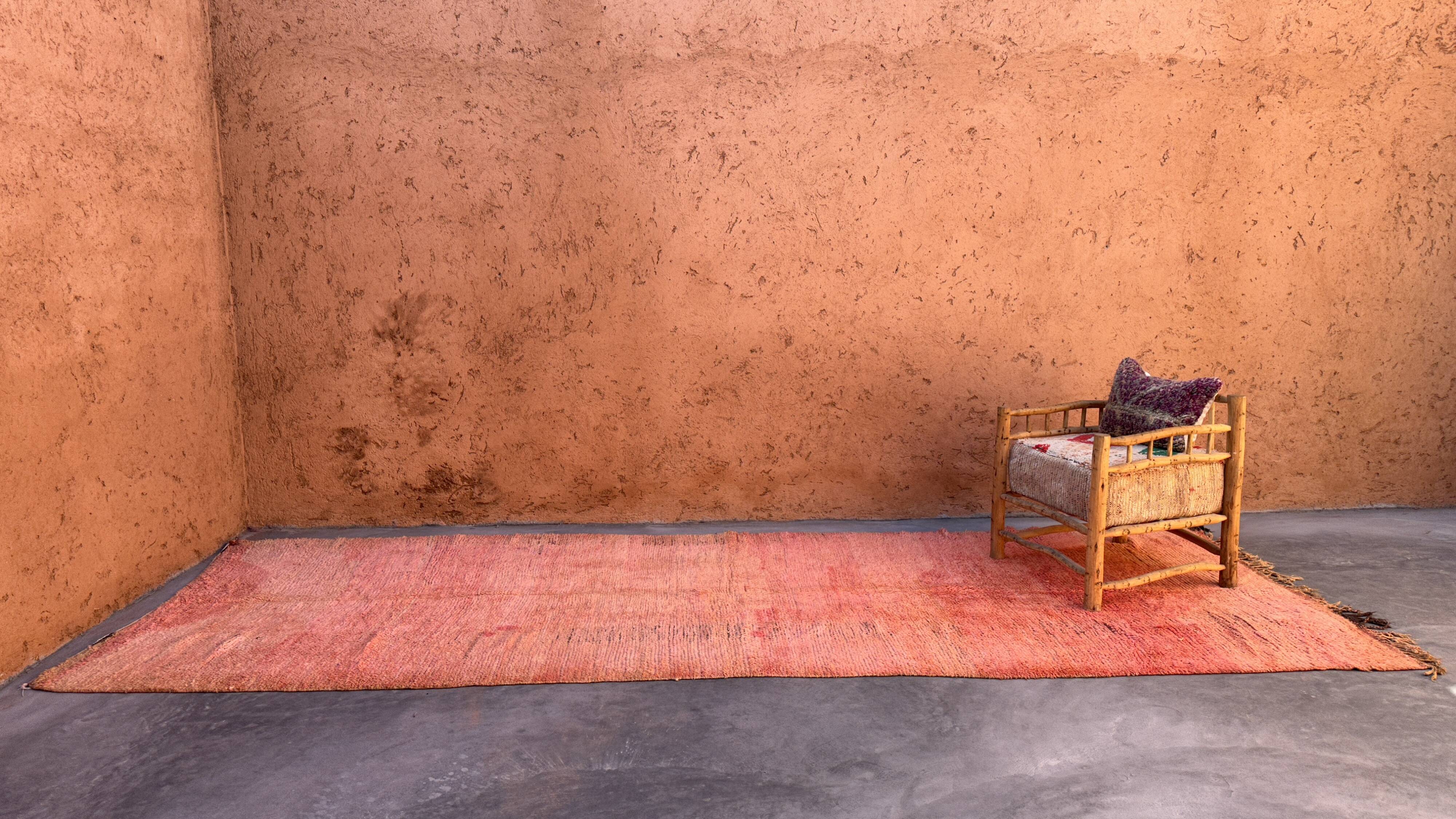 Beni M'Guild Moroccan rug pink - 160 x 467 cm