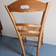 Chaises en bois robuste 
