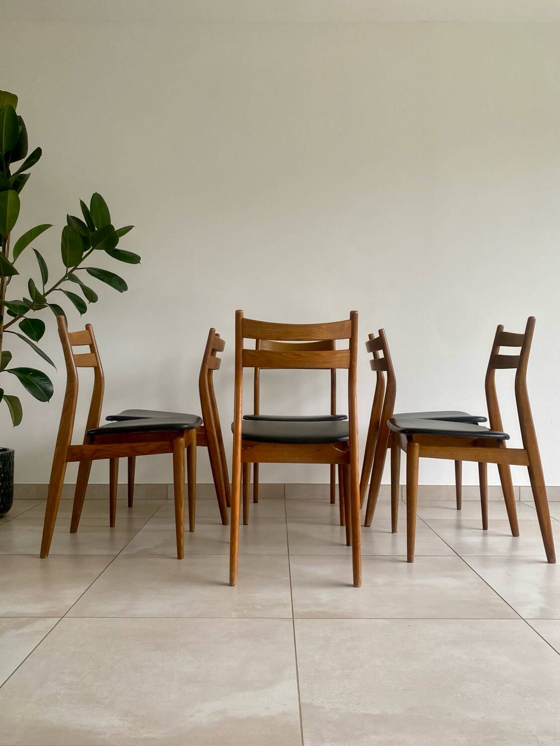 Set of 6 vintage Scandinavian chairs