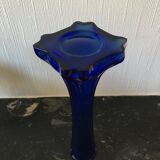 Blue moulded glass soliflore