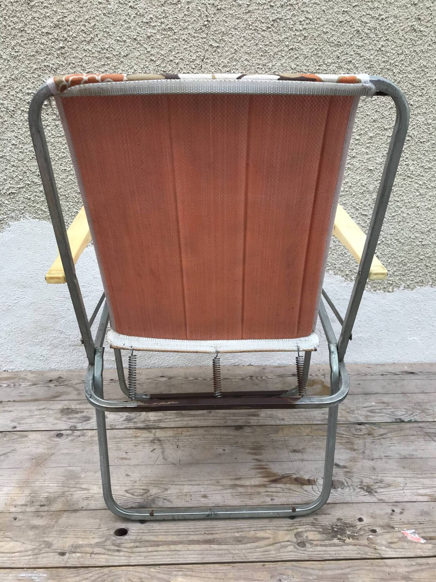 Pair of folding metal lerolin chairs in 70's fabric