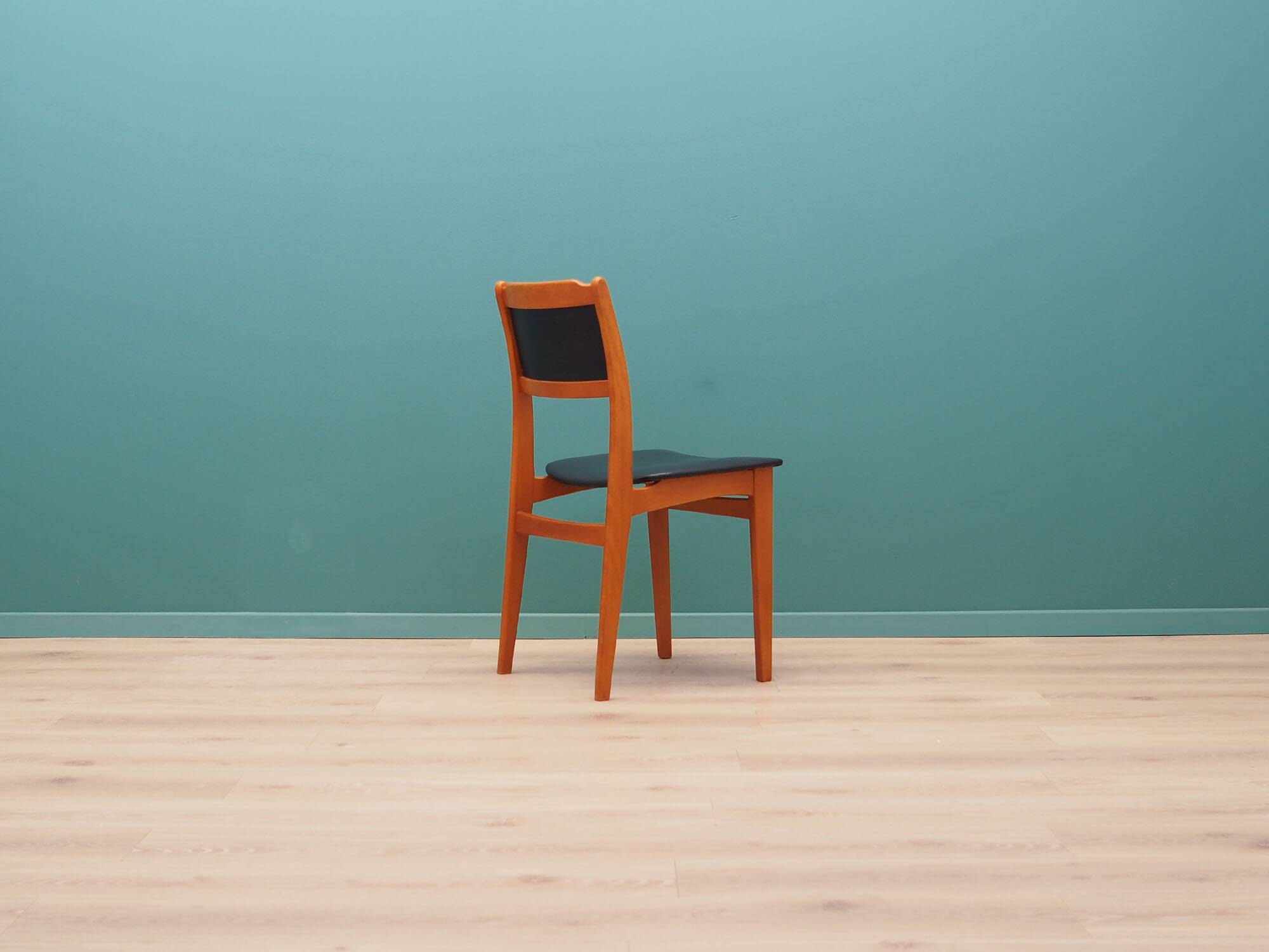 Set of four beech chairs, Danish design, 1970s, production: Denmark