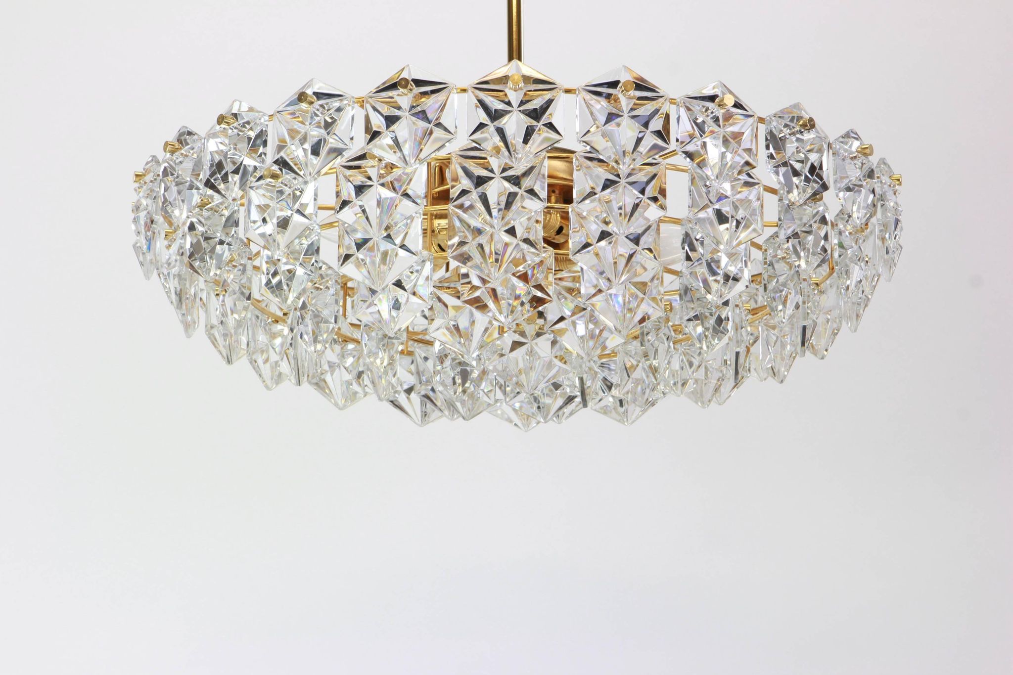 Impressive brass and crystal glass chandelier by Kinkeldey, Germany, 1970s.