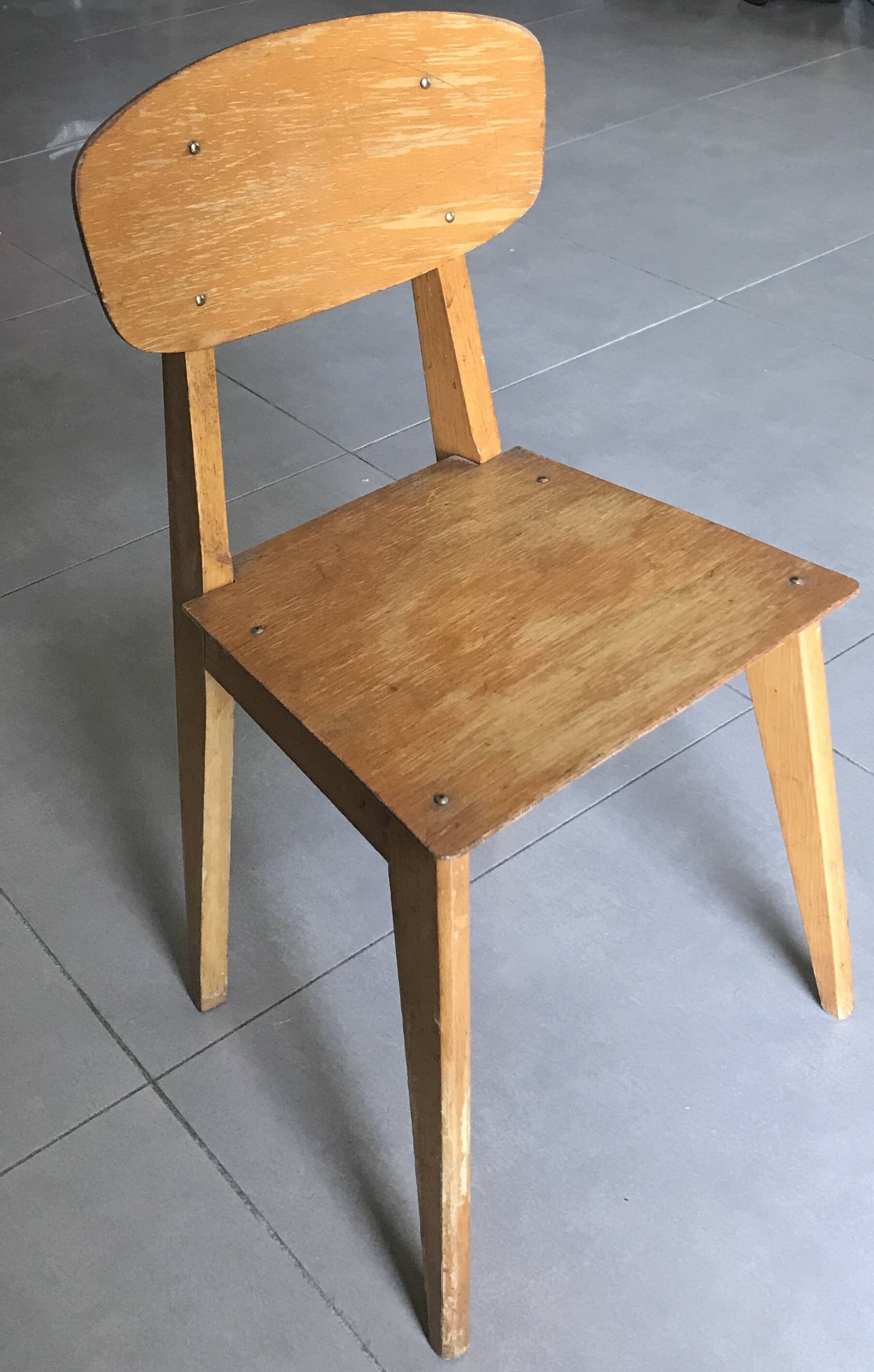 Vintage wooden chair for children from the 1960s:1970s