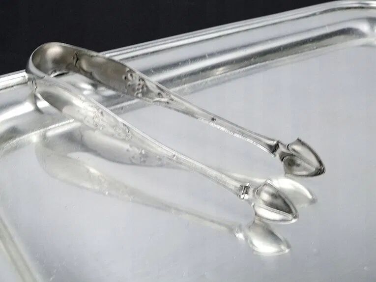 AA3 Decorative Silver Old Embossed Tongs 800