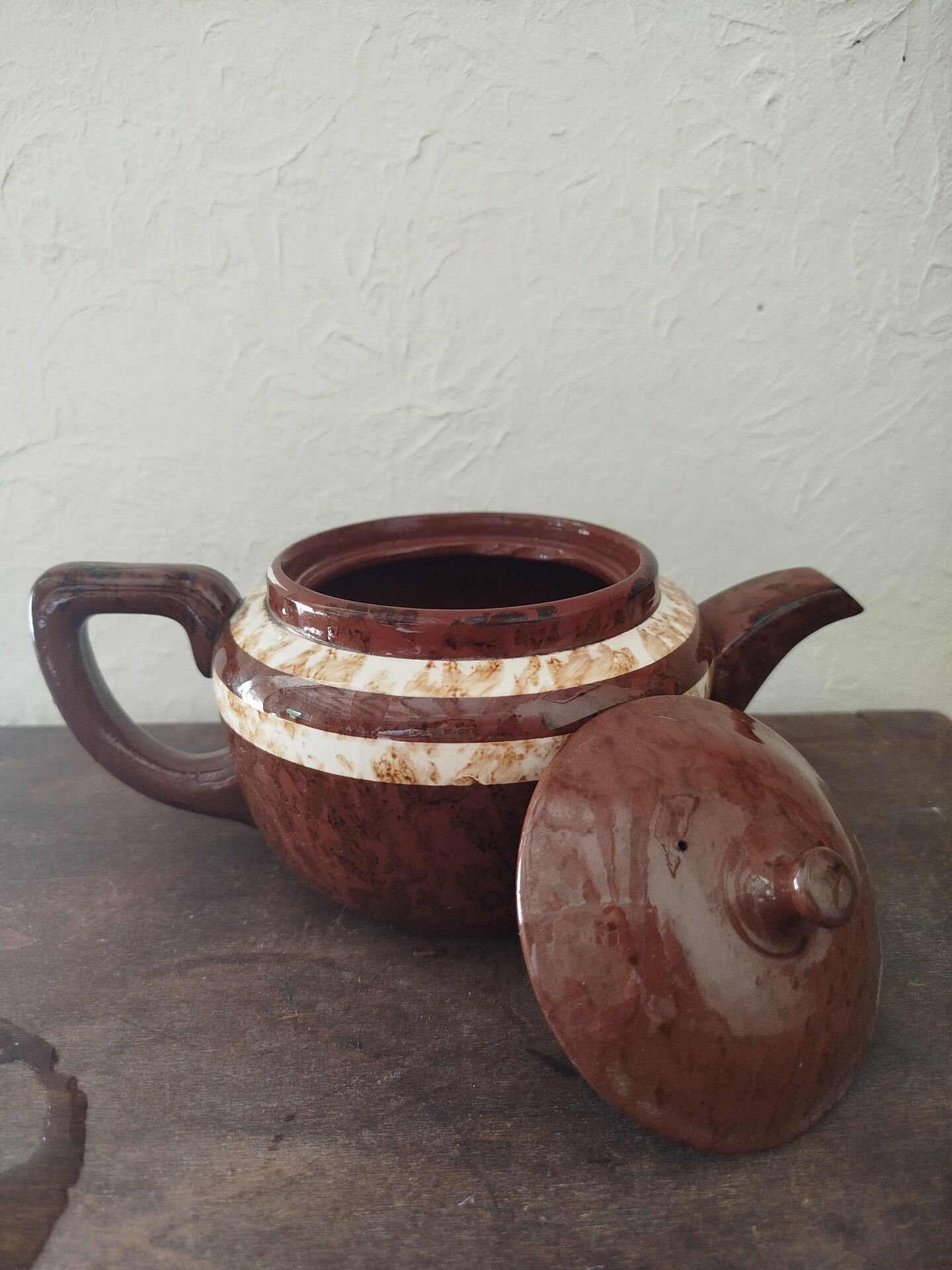 Digoin teapot