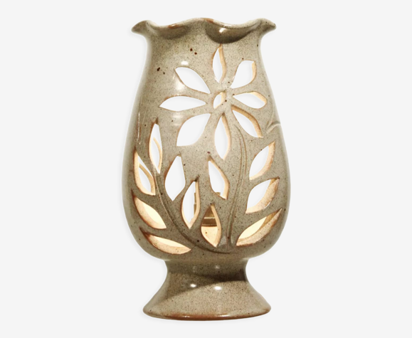 Lampe veilleuse florale vintage en céramique ajourée, France 1960s