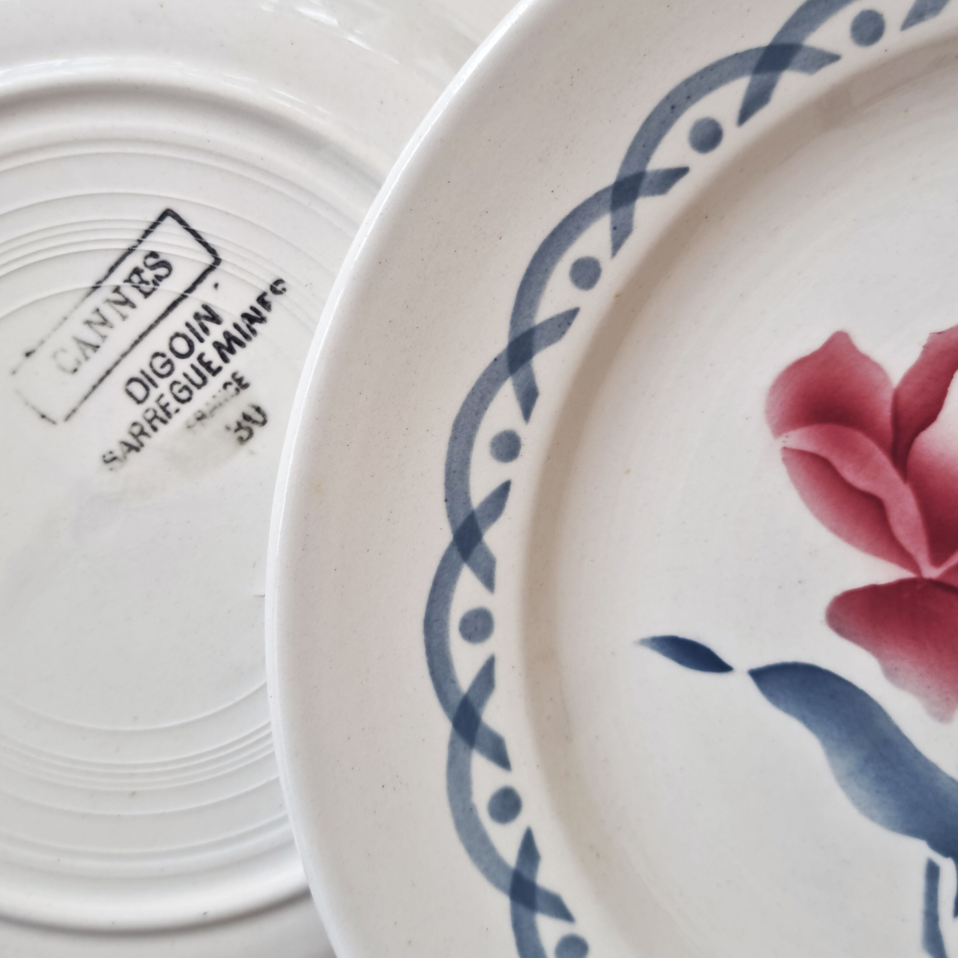 Set of 7 dessert plates Cannes de Digoin