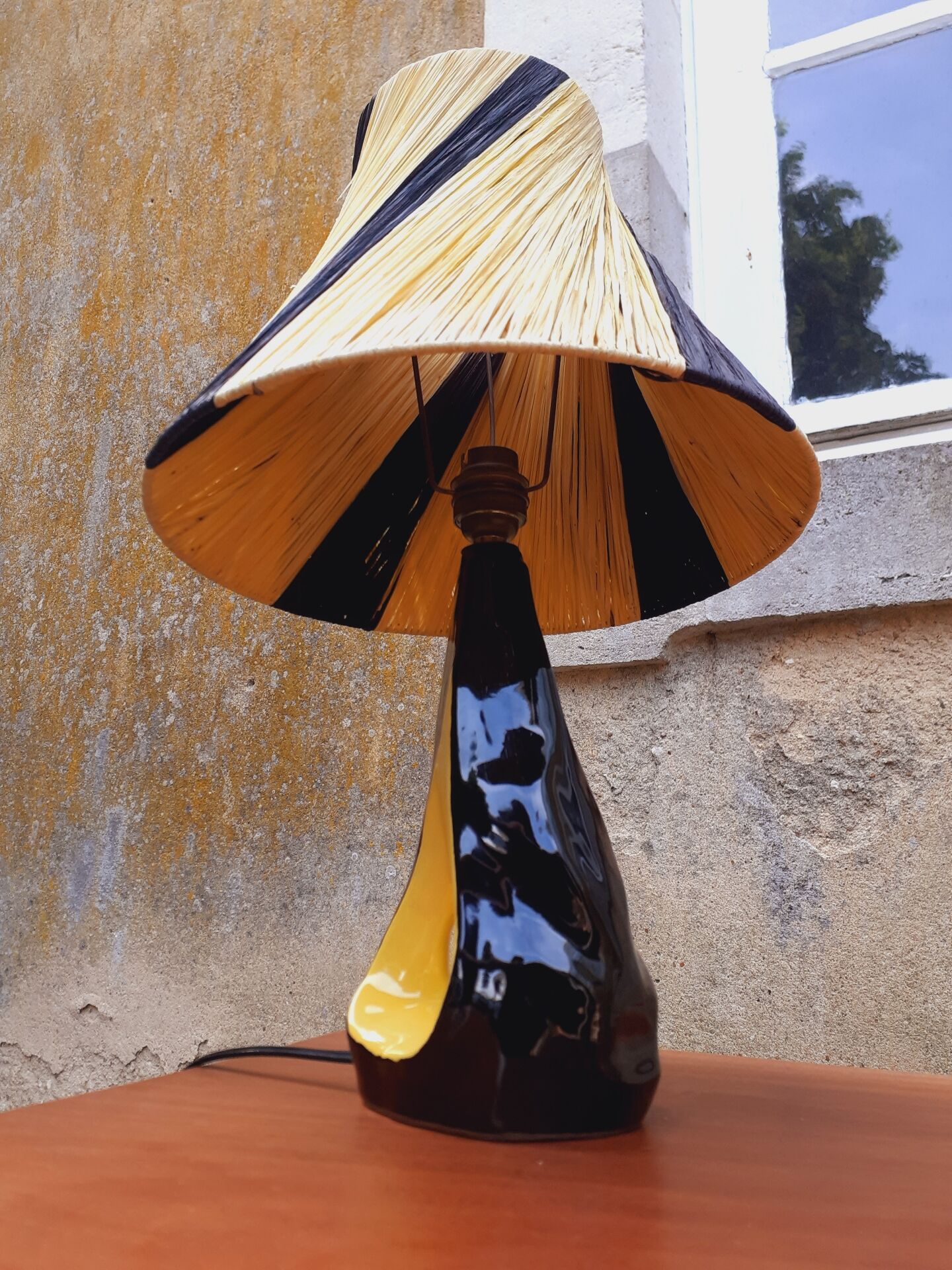 Ceramic lamp from the 1960s