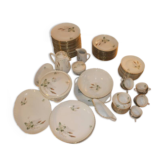 LOURIOUX (Manufacture porcelaine de 1902 à 1949 à Foëcy dans le Berry) - Service de table 84 pièces