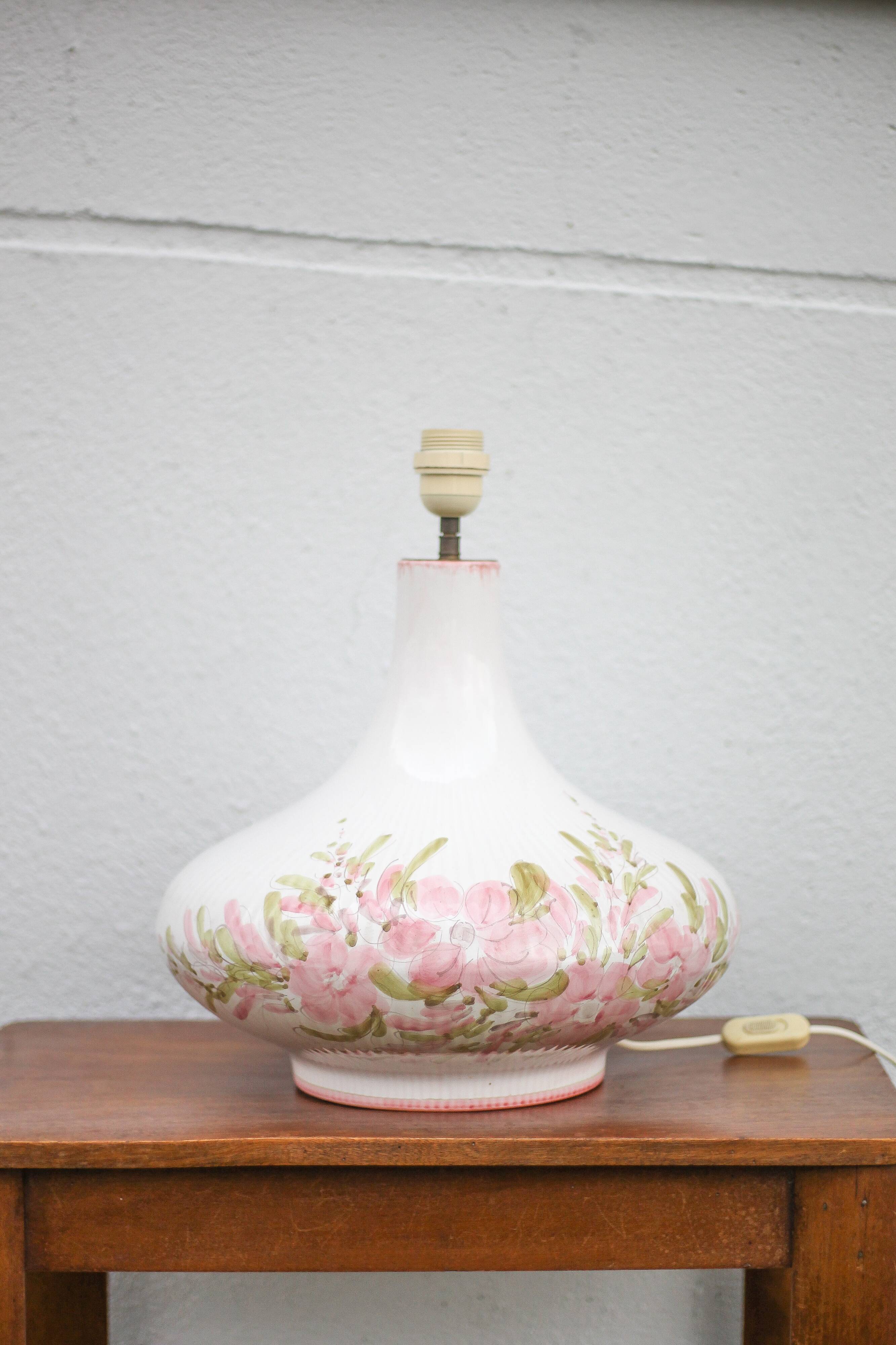 Large glazed terracotta lamp with flower decoration, ceramic signed Maithé