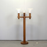 Turned solid pine floor lamp by Uno Kristiansson for Luxus Sweden, 1970s