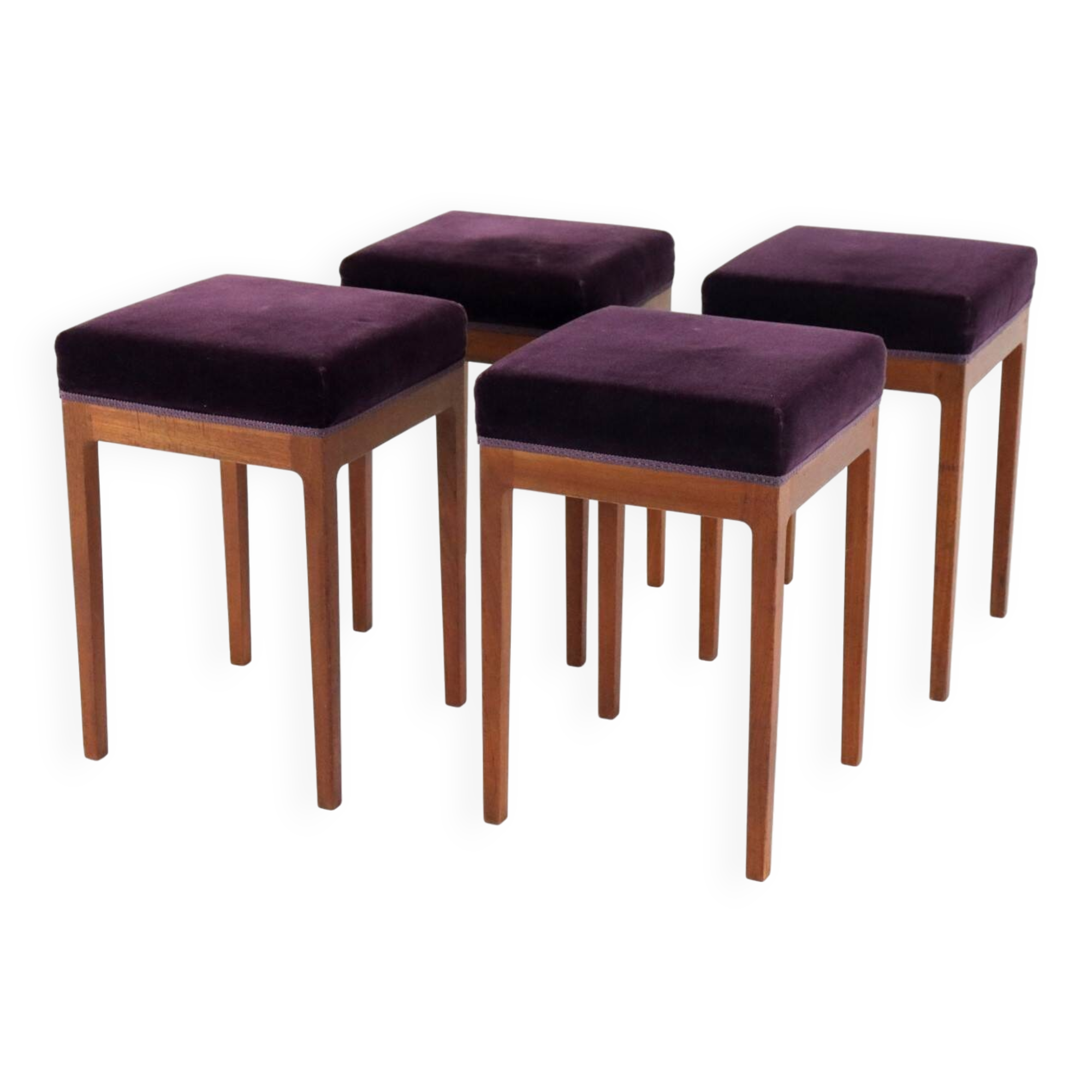 Set of 4 vintage stools 'Egglham'