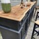 Grand bar en bois
