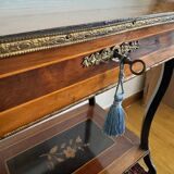 Table à bijoux