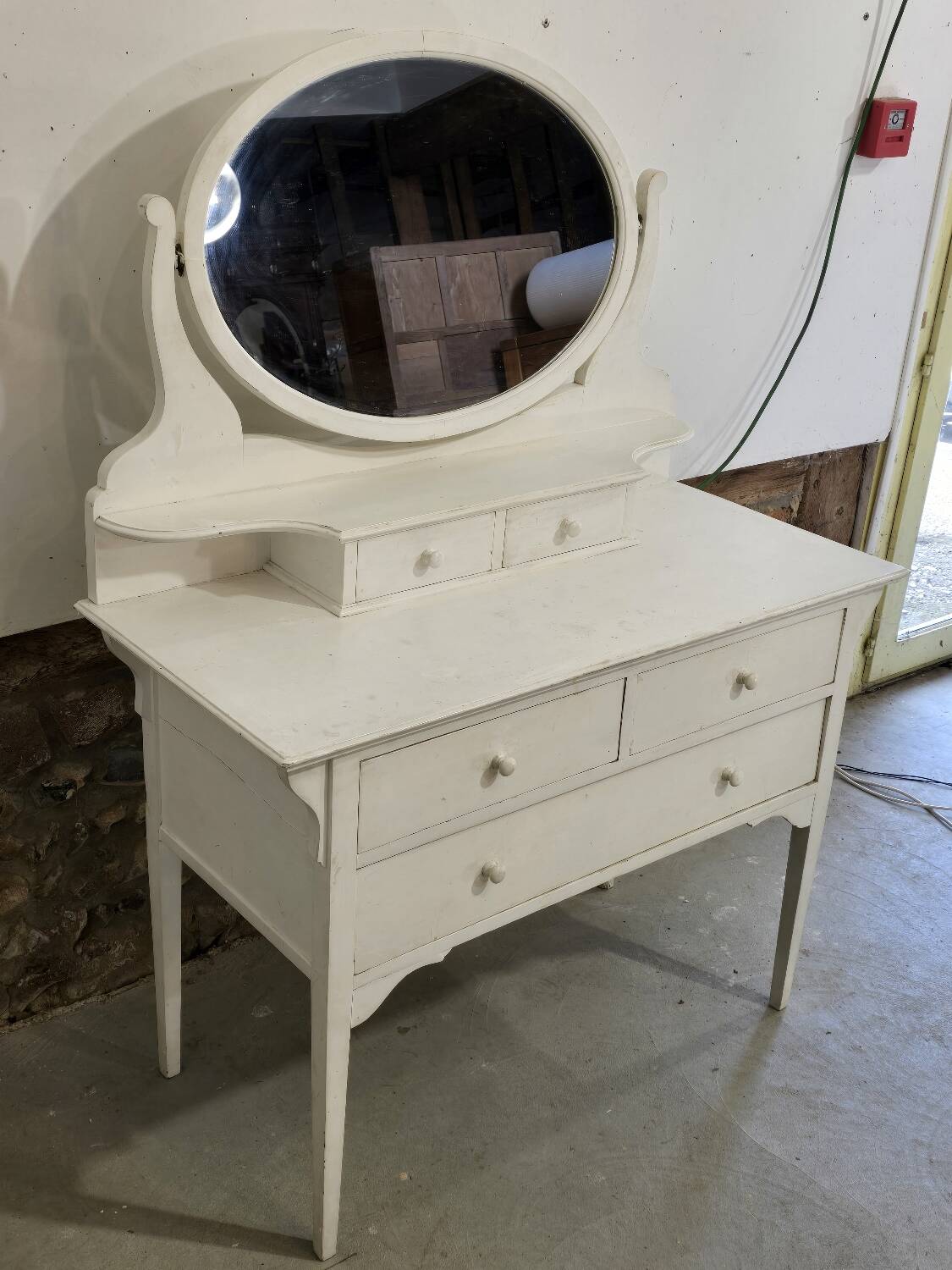 Antique 5-drawer dressing table with swivel mirror