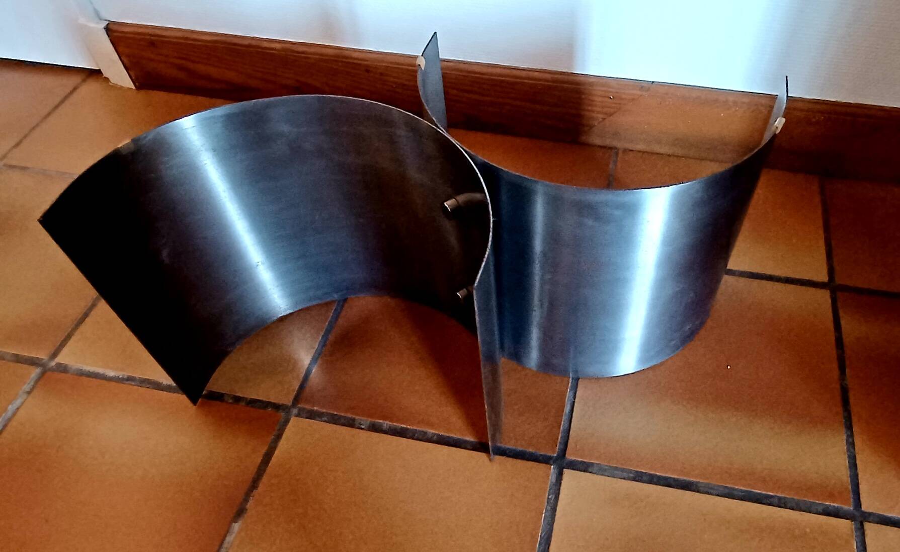 Table basse, acier brossé & verre circa 1970