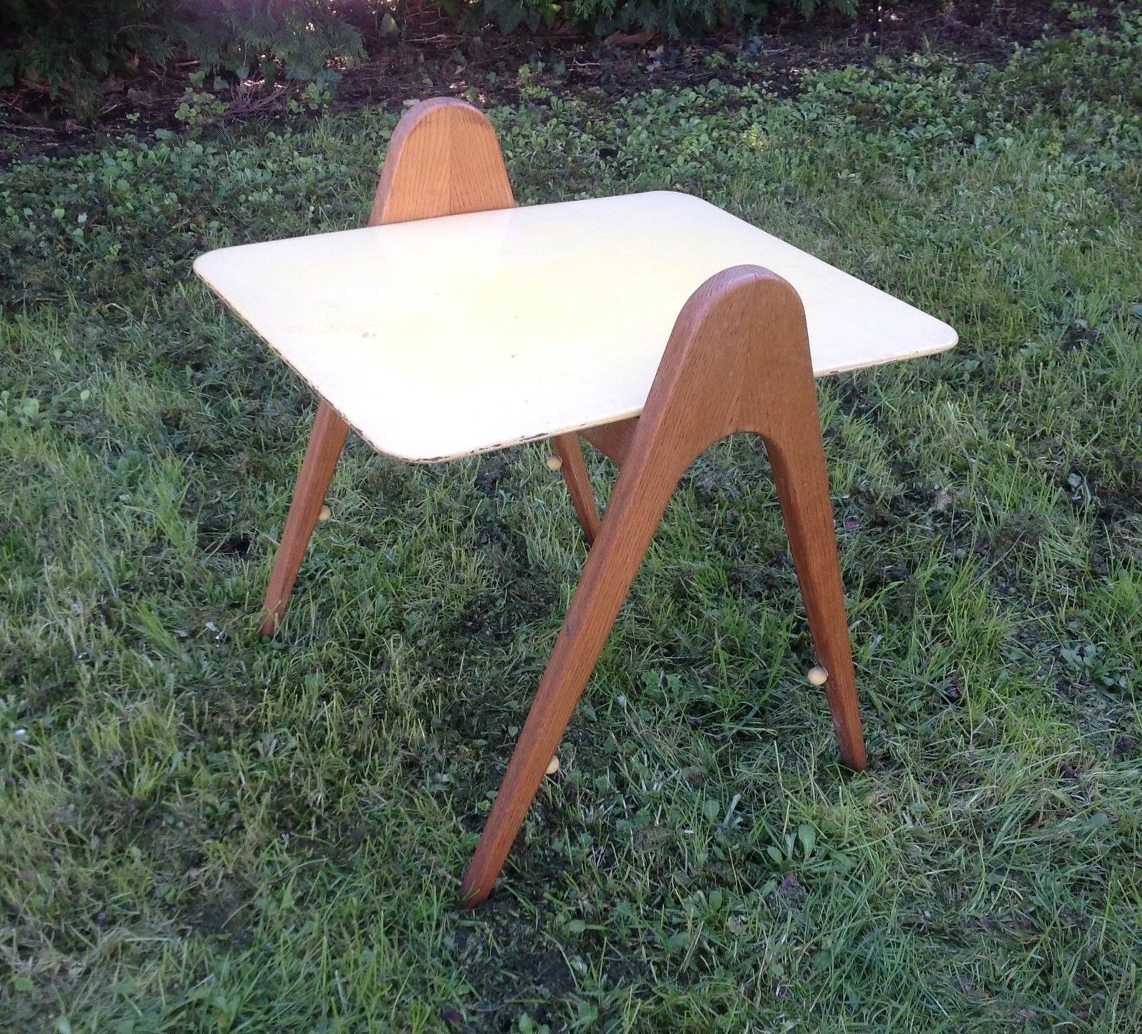 Vintage coffee table compass foot