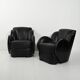 Une paire de fauteuils de style Art Déco scandinave.