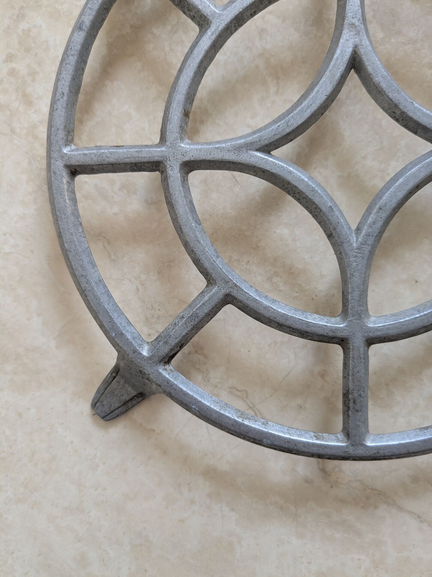 Trivet