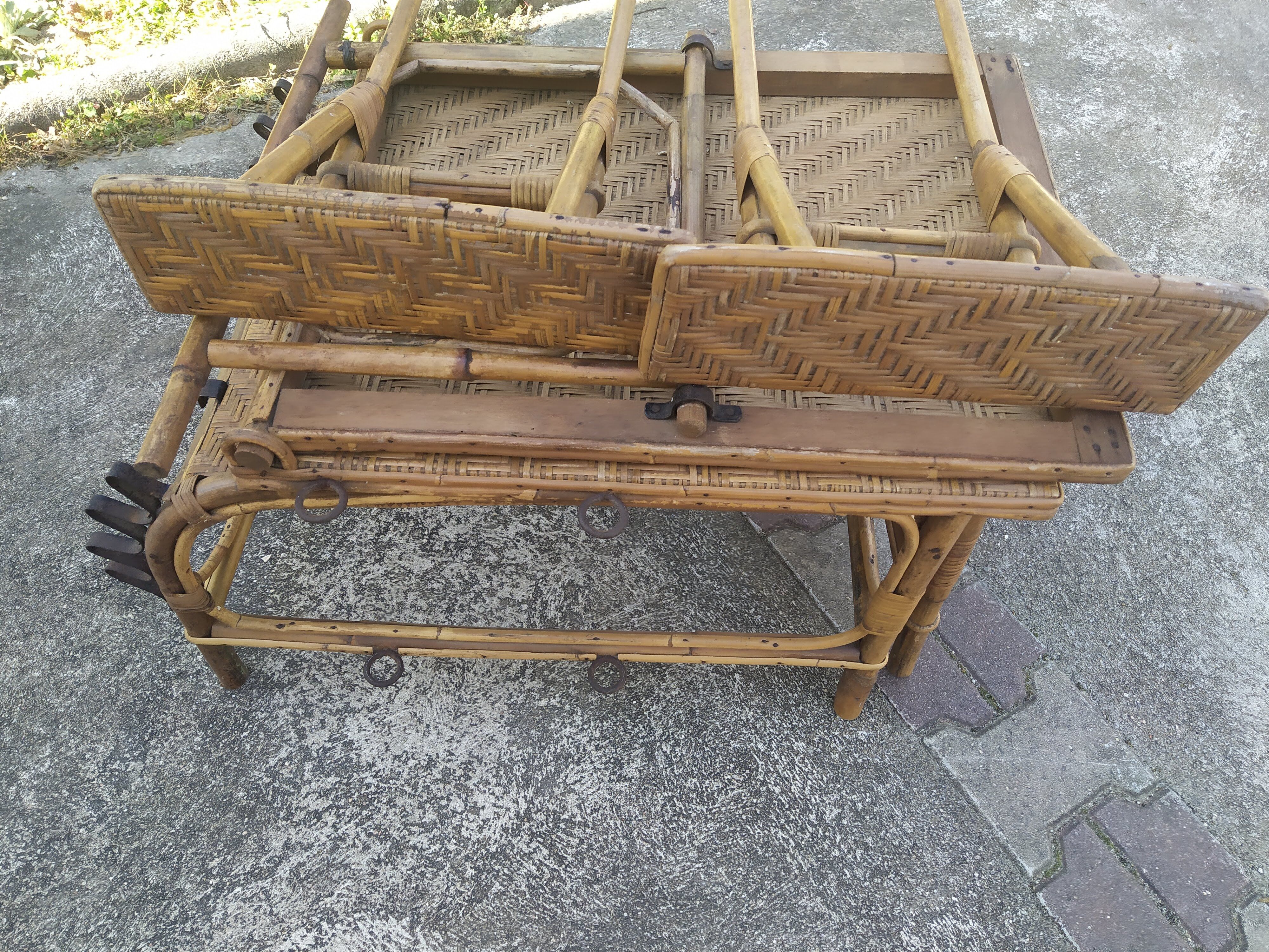 Former rattan and bamboo lounge chair in 1920