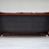1970s, Norwegian design by Jan Erik Lindgren. 2-seater sofa model "Amazon".
